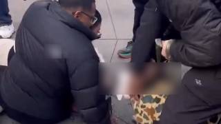 Pitbull ataca a bebé en plena calle; vecinos lo salvan...