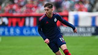 Llega refuerzo de Chivas