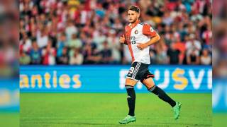 Debuta Santi sin anotar con el Feyenoord 2