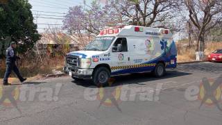 Provoca ruta 16 accidente en bulevar Las Palmas y deja mujer lesionada