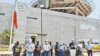  Donan al CES equipo de protección contra COVID-19