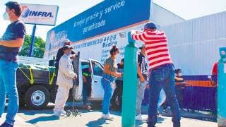 Producción y distribución de oxígeno medicinal ya es priorid...