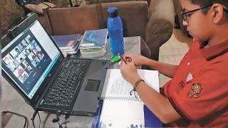 A distancia, comenzó el nuevo ciclo escolar en Morelos