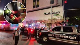 VIDEOS: Elevador se desploma en hotel de Guadalajara co...