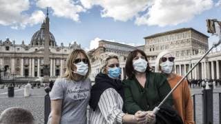 Italia a punto de ordenar toques de queda por COVID-19