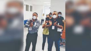 Supera Pedro COVID-19 y lo dan de alta del hospital "Jo...