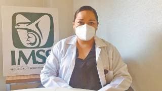 Alejandra se contagió de COVID-19, y sigue salvando vidas en...