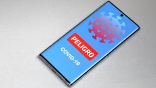 Virus del COVID-19 puede permanecer mucho tiempo en pantalla...