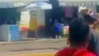 Atacan a balazos a edecán afuera de minisúper en Amayuca