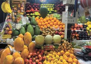 Aumenta precio de verduras en el ALM; jitomate y tomate verde se mantienen elevados