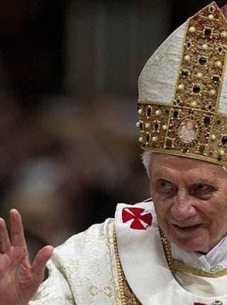 Acusan de inacción a Benedicto XVI en casos de pedofilia en Alemania 