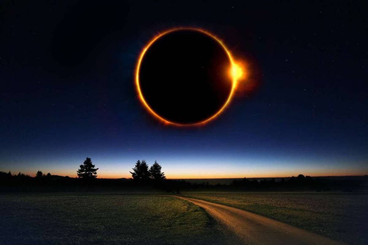 eclipse-anillo-de-fuego-4566021-1920.jpeg