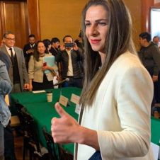 Ana Gabriela Guevara rinde protesta como titular de la Conade.jpg