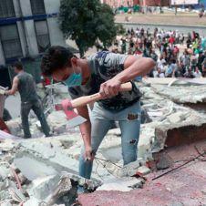 Alejandra murió en el sismo, robaron su tarjeta y la vaciaron