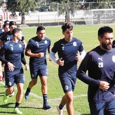 nuevas-chivas.jpg