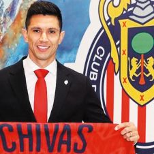 molina-equipo-chivas.jpg