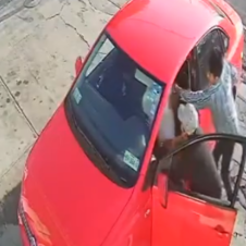 robo de auto cuernavaca.png