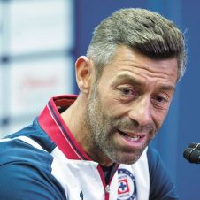 Pedro-Caixinha-entrenador-260119.jpg