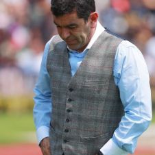 Pumas se despide de su técnico tras los malos resultados en el torneo.jpg