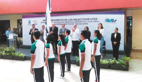 abanderamiento-UTEZ-Gober-060219.jpg