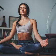 como-la-meditacion-transforma-tu-vida-0_ai1.jpg