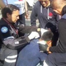 Ambulancia del IMSS atropella a un joven, la misma ambulancia lo lleva al hospital.jpg