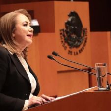 La nueva ministra de la SCJN es Yasmín Esquivel Mossa.jpg