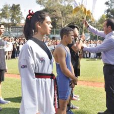 Cuauhtemoc-Blanco-Abandera-olimpiada-150319.jpg