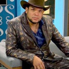 marco flores.jpg