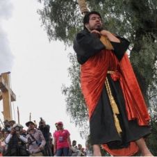 0839_representacion-de-judas-en-iztapalapa_620x350.jpg