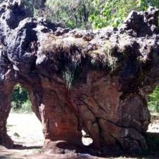 Turista vandalizó formación rocosa, reconocida como patrimonio de la humanidad.jpg