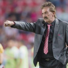 lavolpe-y-toluca-se-quieren-enfilar-a-liguilla.jpg