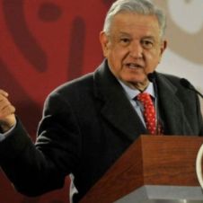 AMLO funcionarios de gobierno, deben hacer pública su declaración patrimonial o se van.jpg