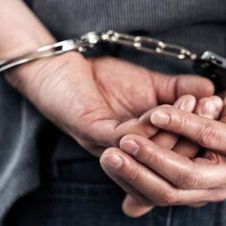 Hombre que supuestamente habría asesinado a su hijastro de 3 años fue detenido.jpg