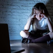 El internet y las nuevas formas de acoso hacía los niños.jpg
