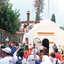 el-vía-crucis-de-ocotepec9.jpg