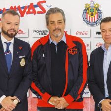 chivas-nuevos-refuerzos.jpg