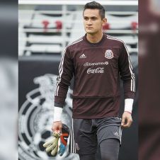 gudiño-quiere-comerle-el-mandado.jpg