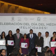 Celebran autoridades el Día del Médico.jpg