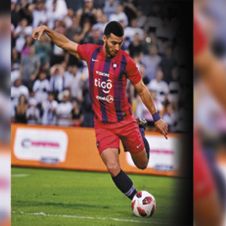 paraguayo-se-acerca-a-cruz-azul.jpg