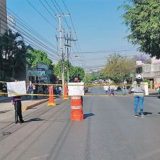Bloquean nuevamente colonos de Maravillas, ante falta de agua, en Cuernavaca