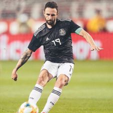 layun-baja-del-tri.jpg