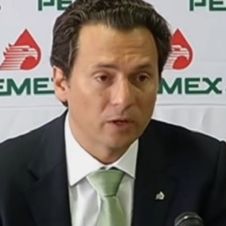 Giran orden de aprehensión contra ex directivo de Pemex.jpg