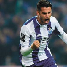diego-saca-trapitos-al-sol.jpg