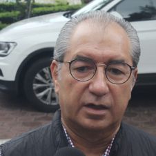 ambulantes carlos de la rosa.jpg