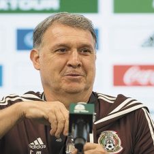 tata-martino-anda-muy-campante.jpg
