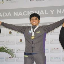 alan-perez-se-lleva-el-oro.jpg