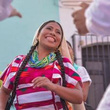 Generan polémica los precios para ver a Yalitza Aparicio en la Guelaguetza.jpeg
