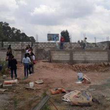 Estudiantes juntan beca de AMLO para construir escuela en Querétaro.jpg