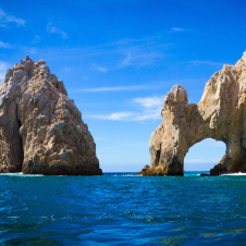 El Arco de Cabo San Lucas, en BCS, muestra fracturas que lo harían colapsar.png